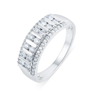 Agafia Wedding Band 0.60 ct - 3.80 gr